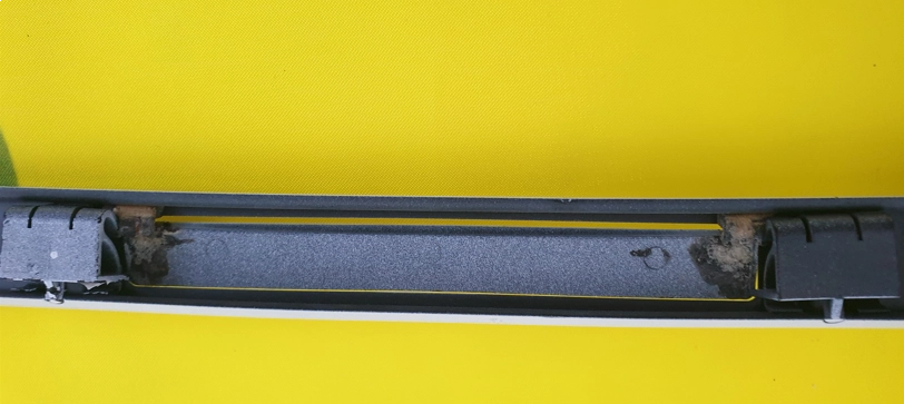 resimler/genel/bmw e90 sol tavan bandı sifir orjinal beyaz 51137124253 sadece sol on kapak cikma tamirli